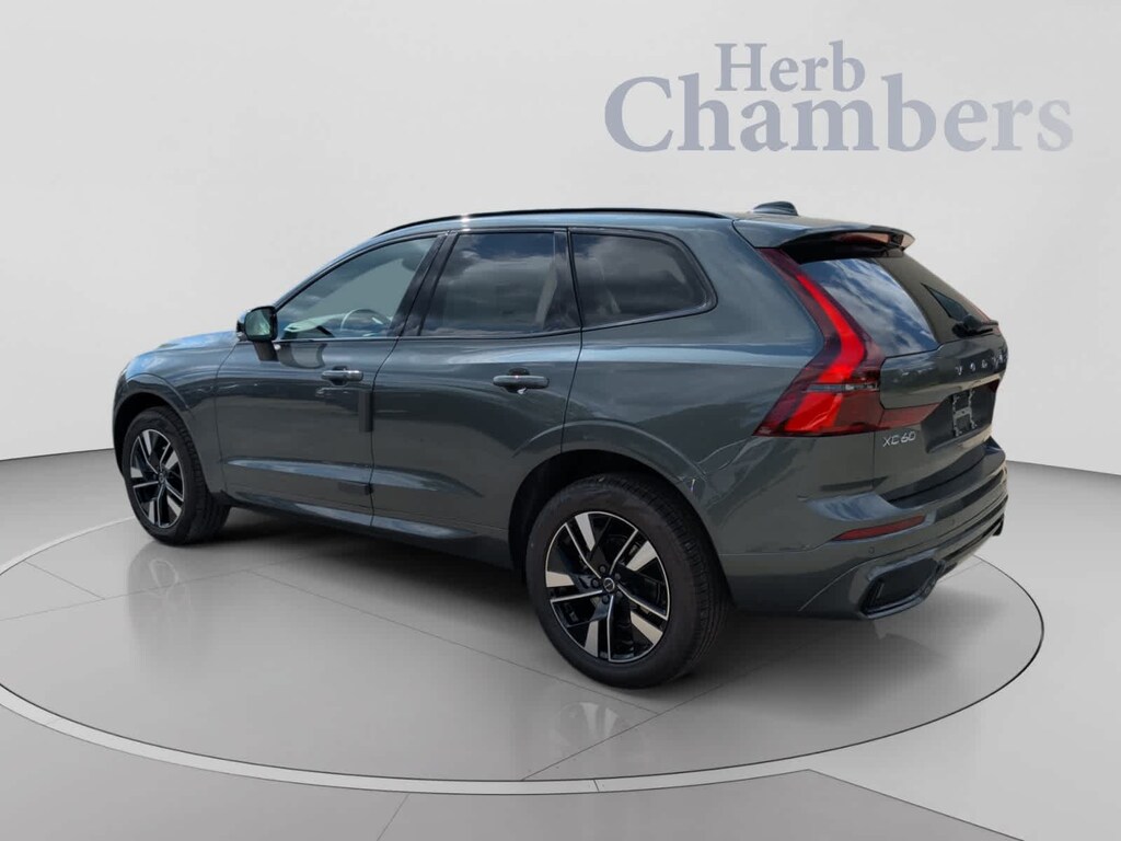 Used 2027 Volvo XC60 B5 Core SUV