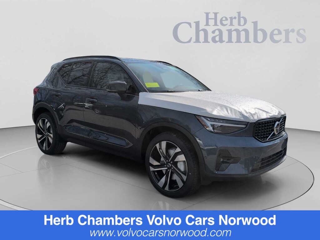 Used 2026 Volvo XC40 B5 Ultra SUV
