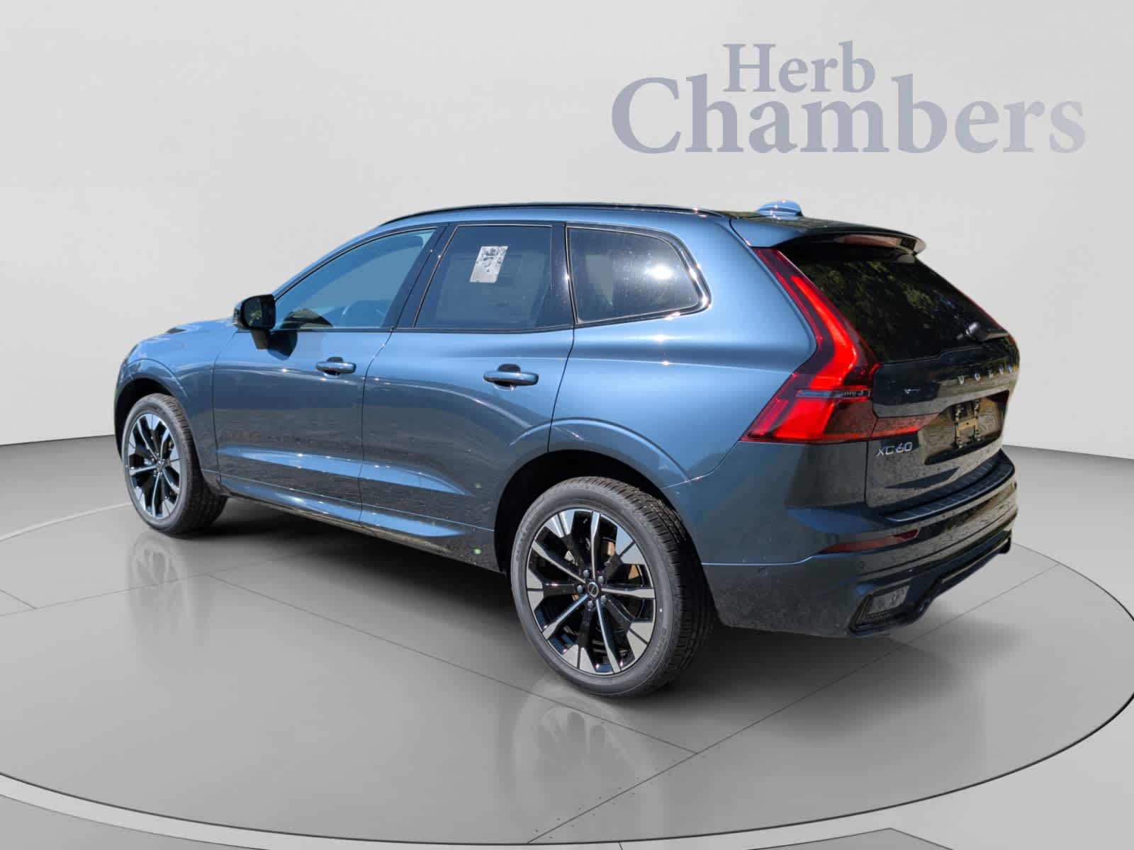 Used 2027 Volvo XC60 Plus SUV