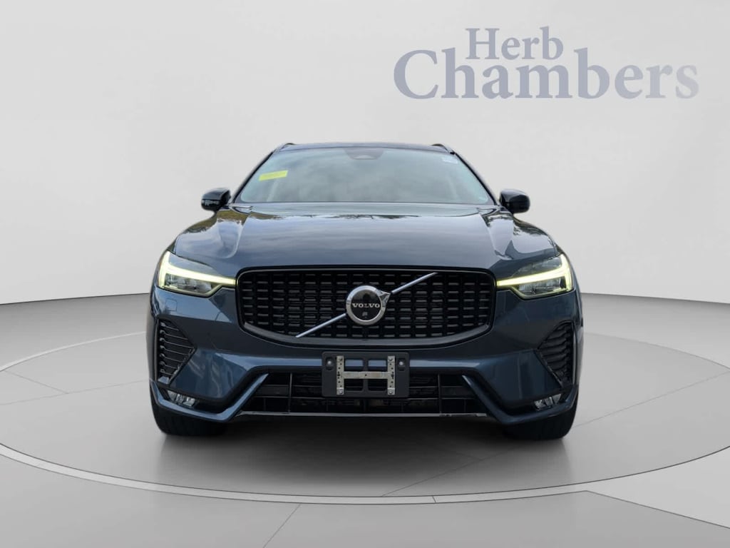 Used 2023 Volvo XC60 B5 AWD Ultimate Dark SUV