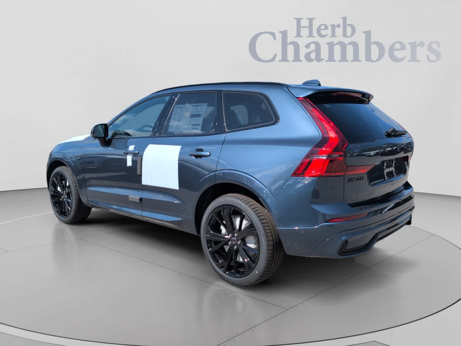 New 2026 Volvo XC60 plug-in hybrid T8 Ultra Black Edition SUV