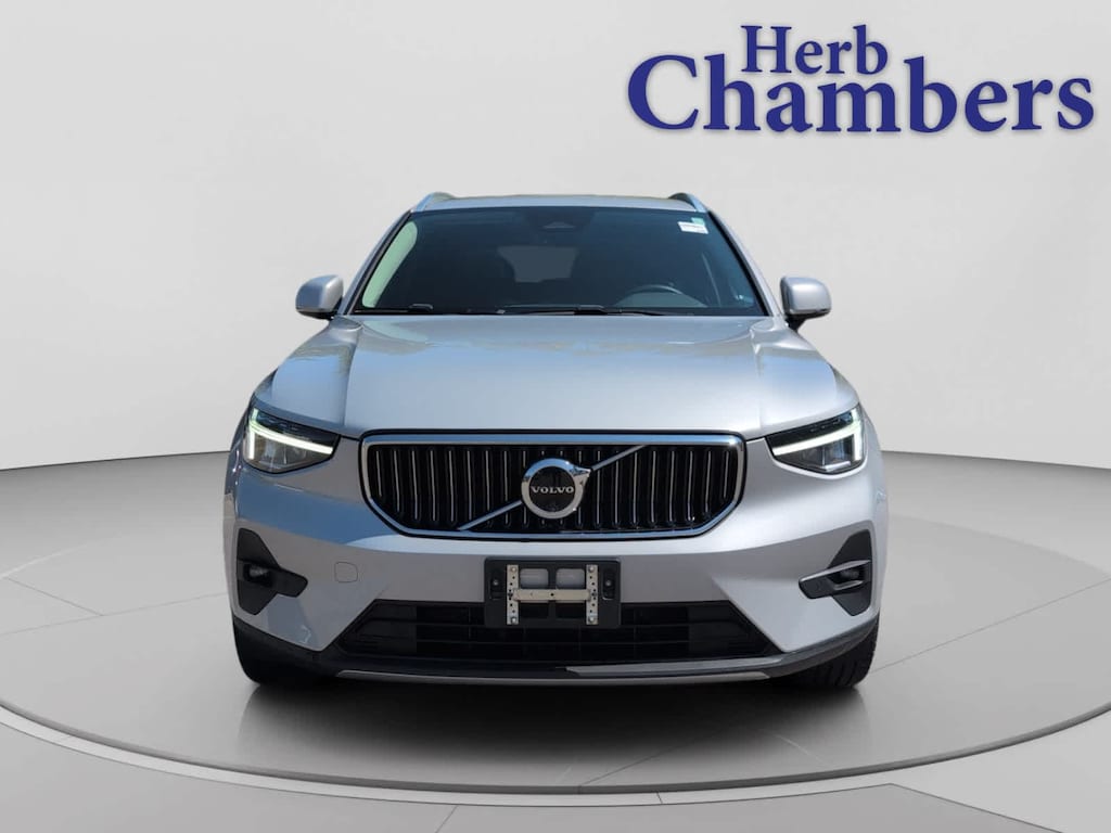Certified 2023 Volvo XC40 B5 AWD Plus Bright SUV