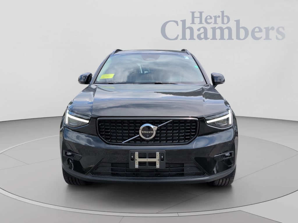 Used 2026 Volvo XC40 B5 Plus SUV
