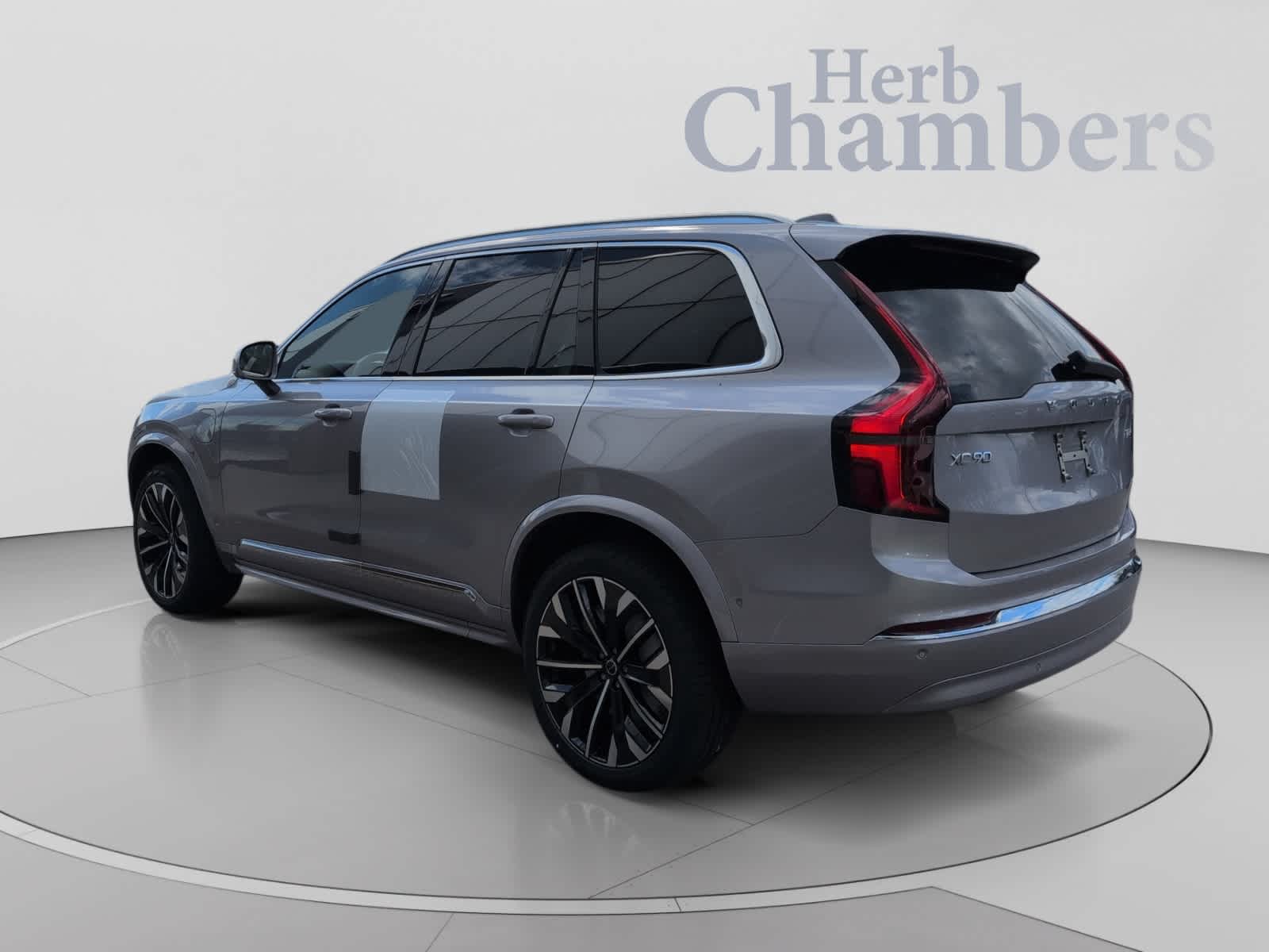 New 2026 Volvo XC90 plug-in hybrid T8 Plus 7-Seater SUV