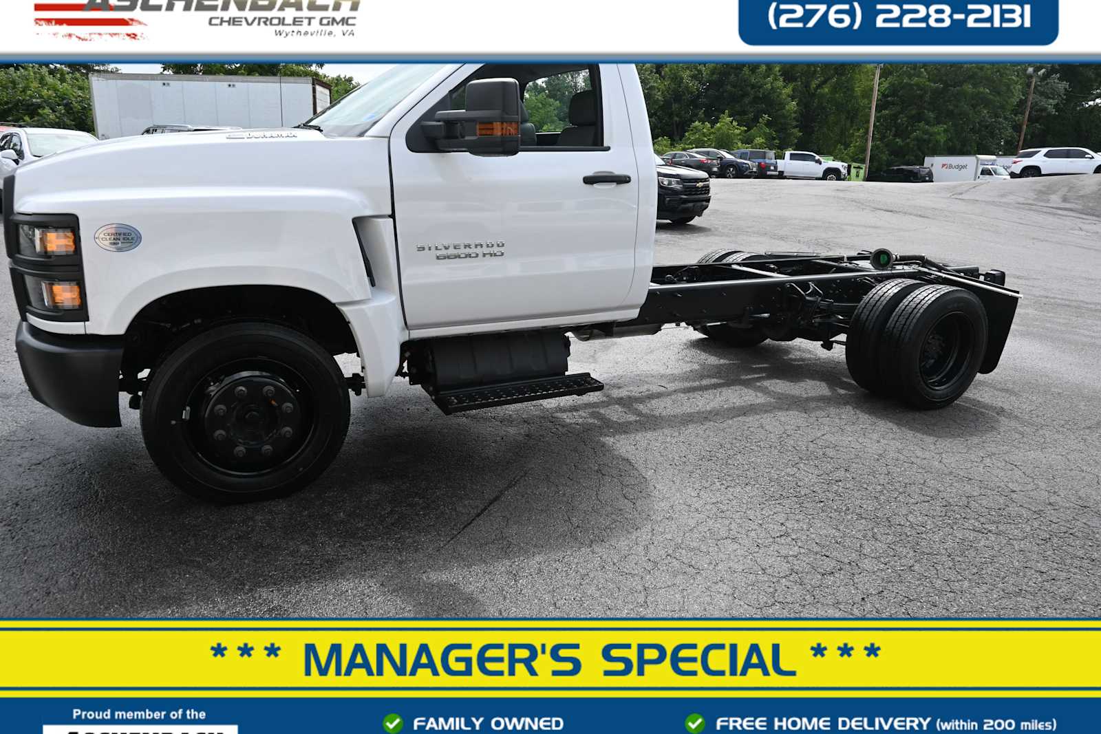 2023 Chevrolet Silverado 5500 HD Work Truck Chassis Cab Truck