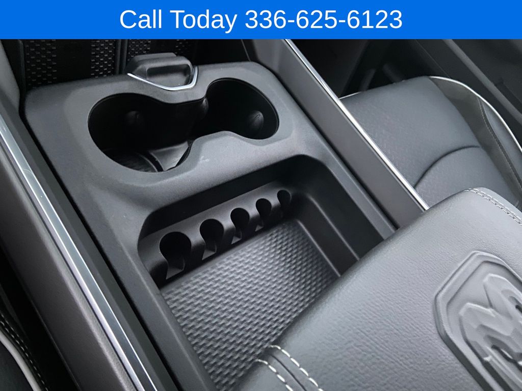 2026 RAM 2500 Laramie - Photo 21