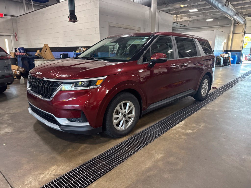  Kia Carnival