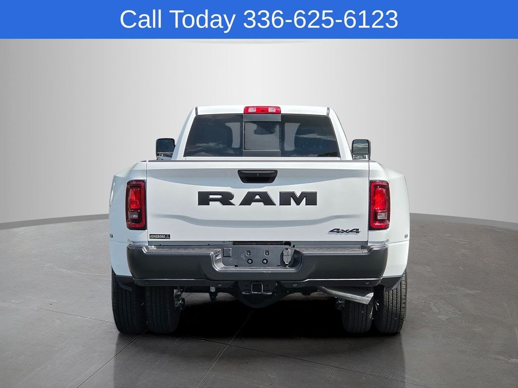 New 2026 Ram 3500 TRADESMAN CREW CAB 4X4 8' BOX Pickup