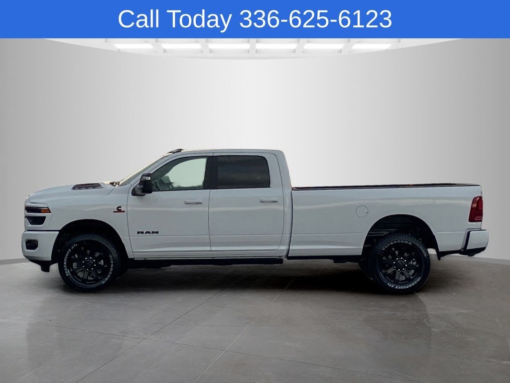 New 2026 Ram 2500 LARAMIE CREW CAB 4X4 8' BOX Pickup