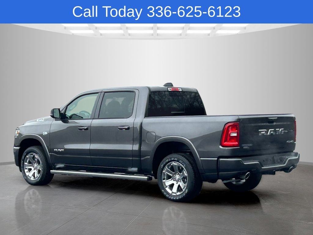 New 2026 Ram 1500 BIG HORN CREW CAB 4X4 5'7 BOX Pickup