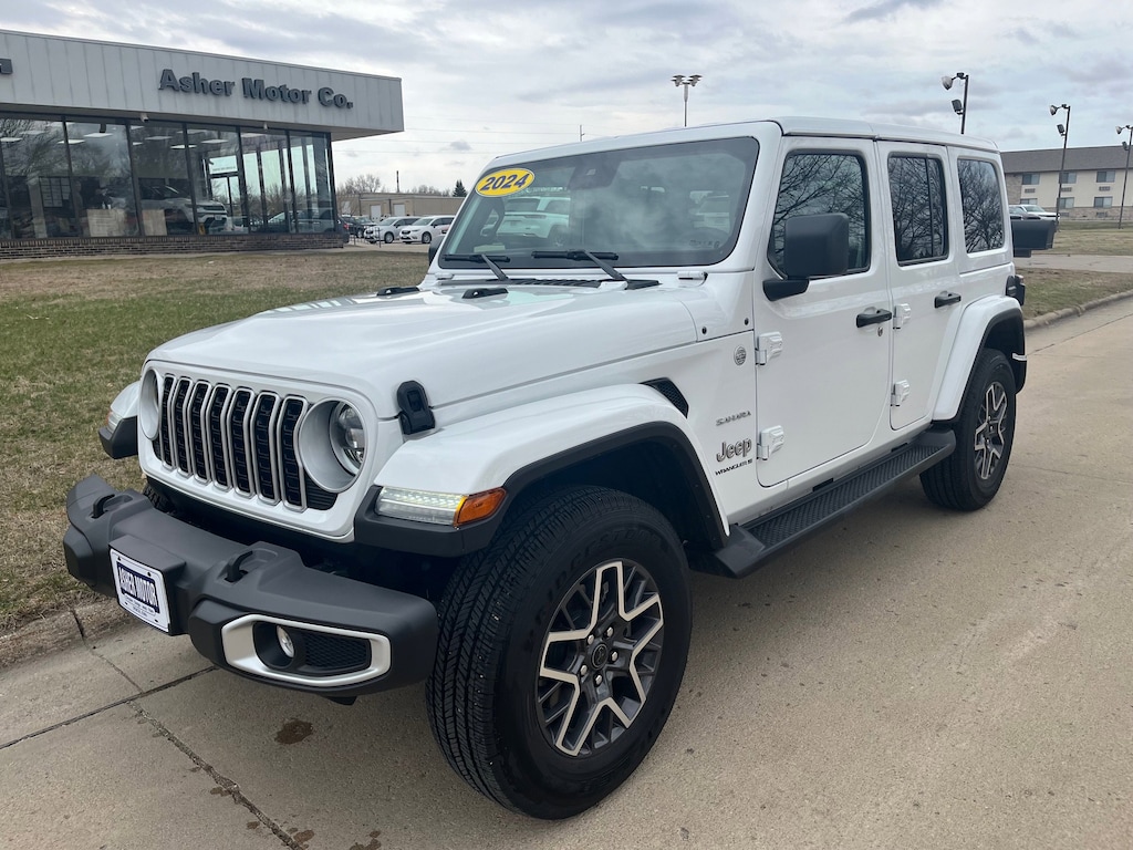Used 2024 Jeep Wrangler Unlimited Sahara 4x4