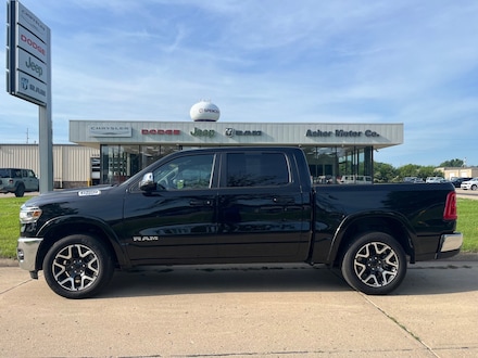 2025 Ram 1500 Laramie 4x4 Crew Cab 57 Box