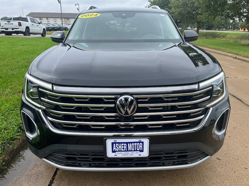 Used 2024 Volkswagen Atlas 2.0T SEL 4MOTION