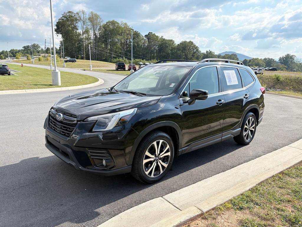 Used 2023 Subaru Forester Limited SUV