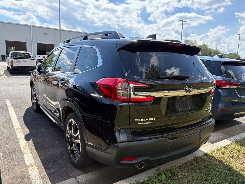 Used 2023 Subaru Ascent Limited SUV