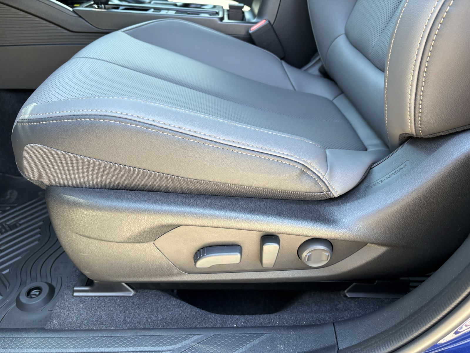 2026 Subaru Outback Limited - Photo 27
