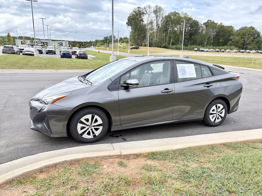 Used 2017 Toyota Prius Four Hatchback