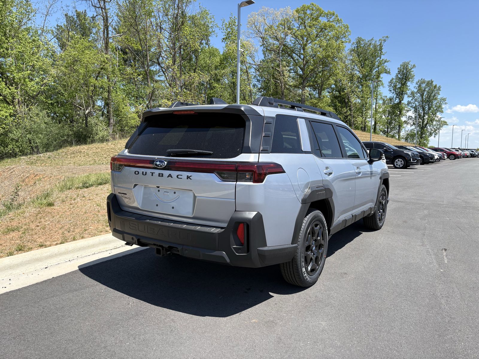 2026 Subaru Outback Limited - Photo 9
