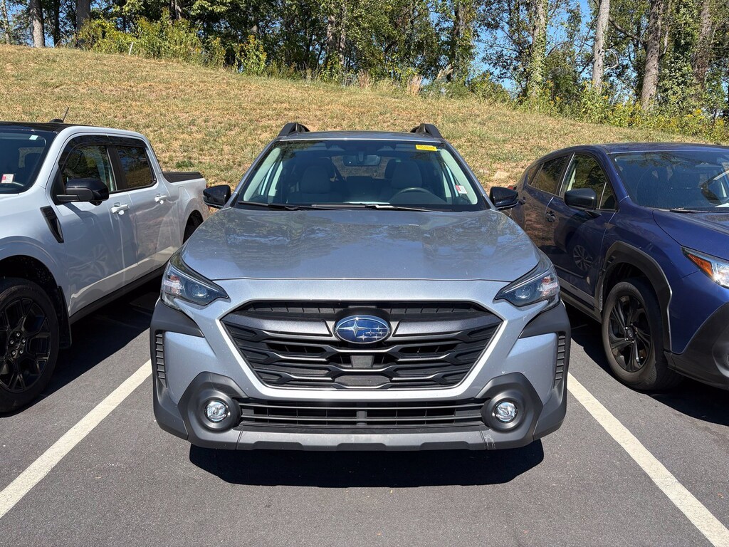 Used 2025 Subaru Outback Premium SUV