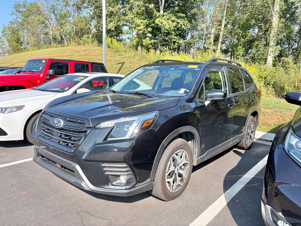Used 2024 Subaru Forester Premium SUV
