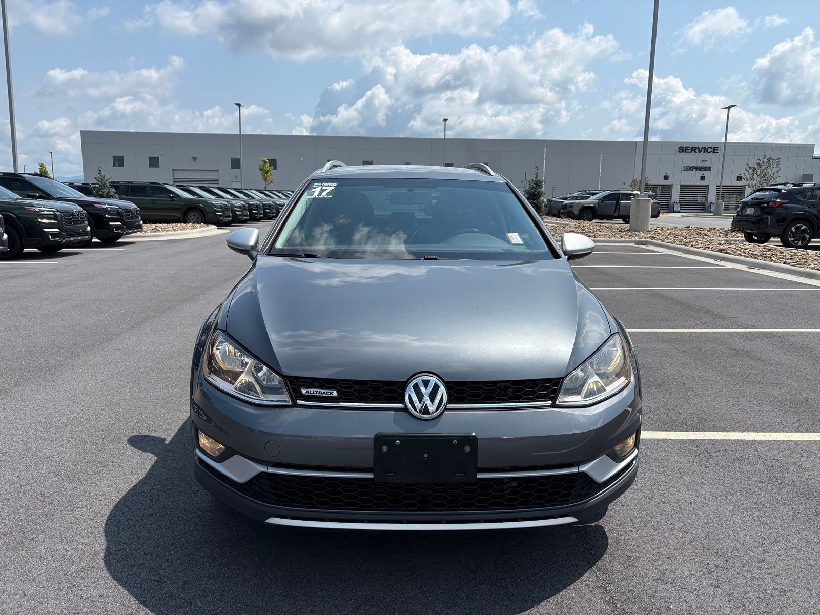 Used 2017 Volkswagen Golf Alltrack Alltrack S with VIN 3VWH17AUXHM509724 for sale in Asheville, NC