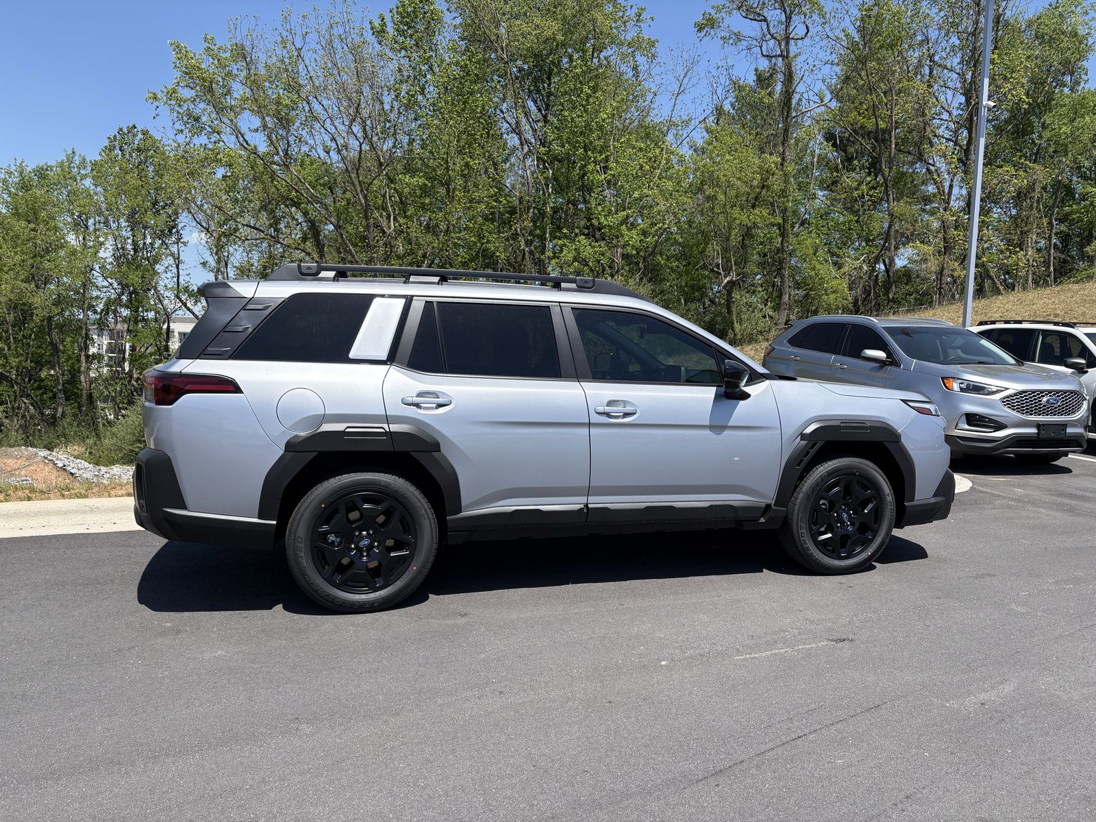 2026 Subaru Outback Limited - Photo 8