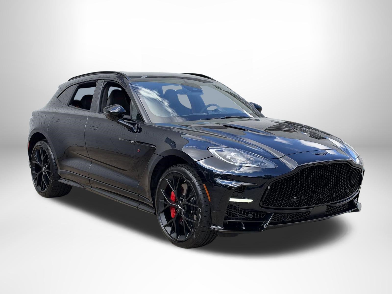 2026 Aston Martin DBX S 2026 Aston Martin DBX S