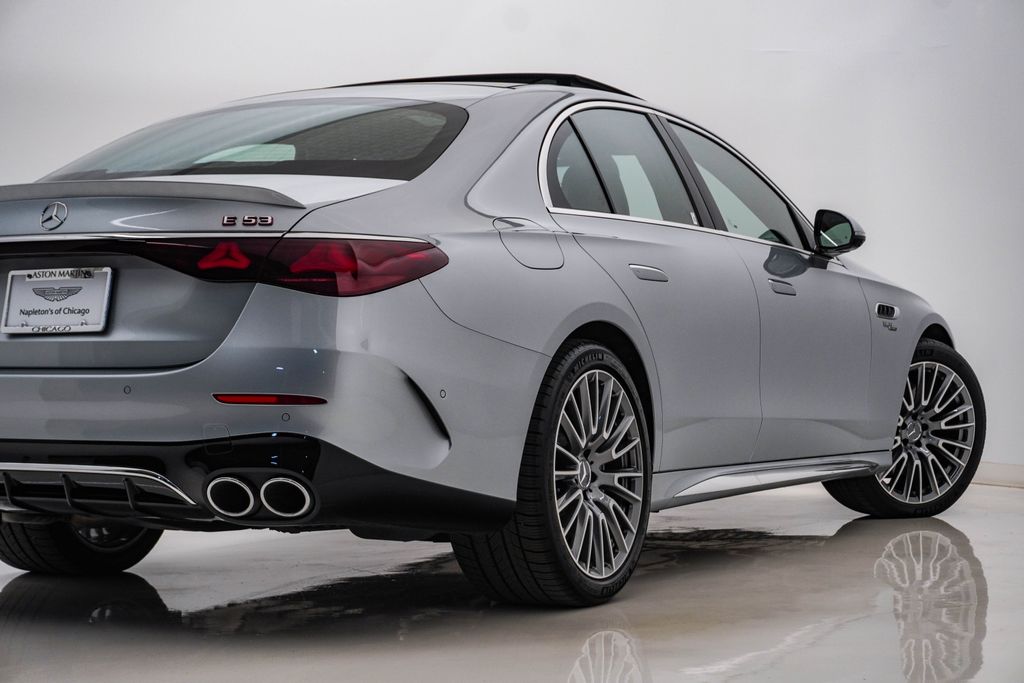 2025 Mercedes-Benz E-Class AMG E53 - Photo 9