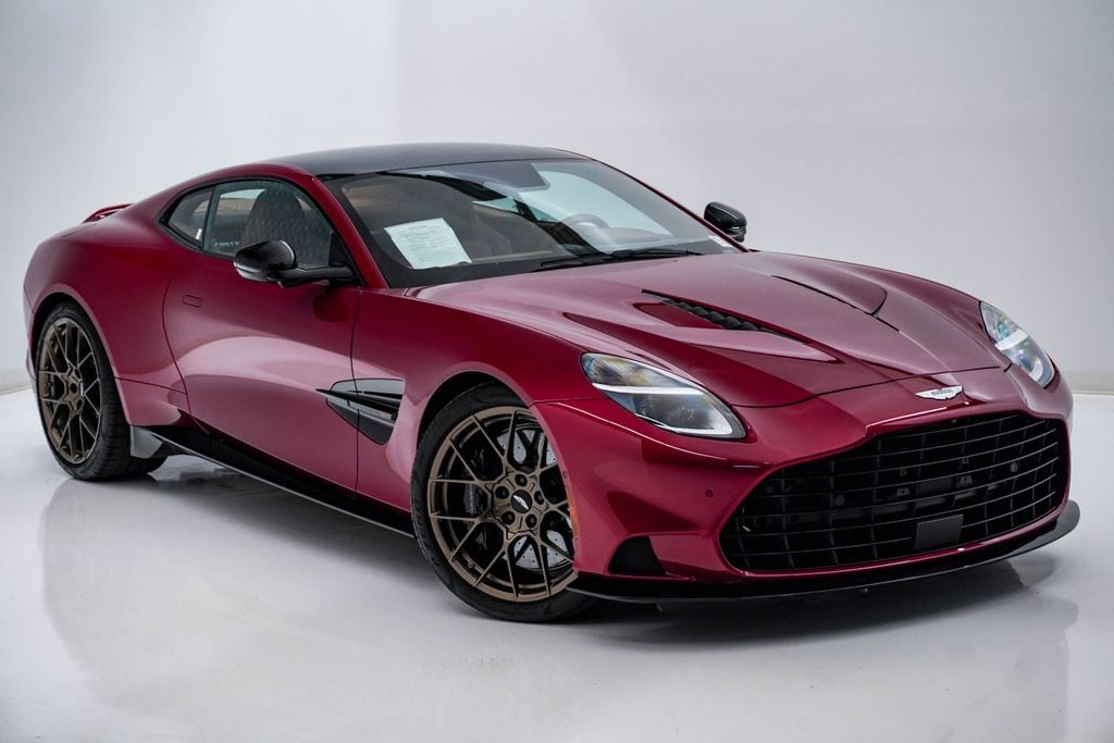 Used 2025 Aston Martin Vanquish V12 Coupe