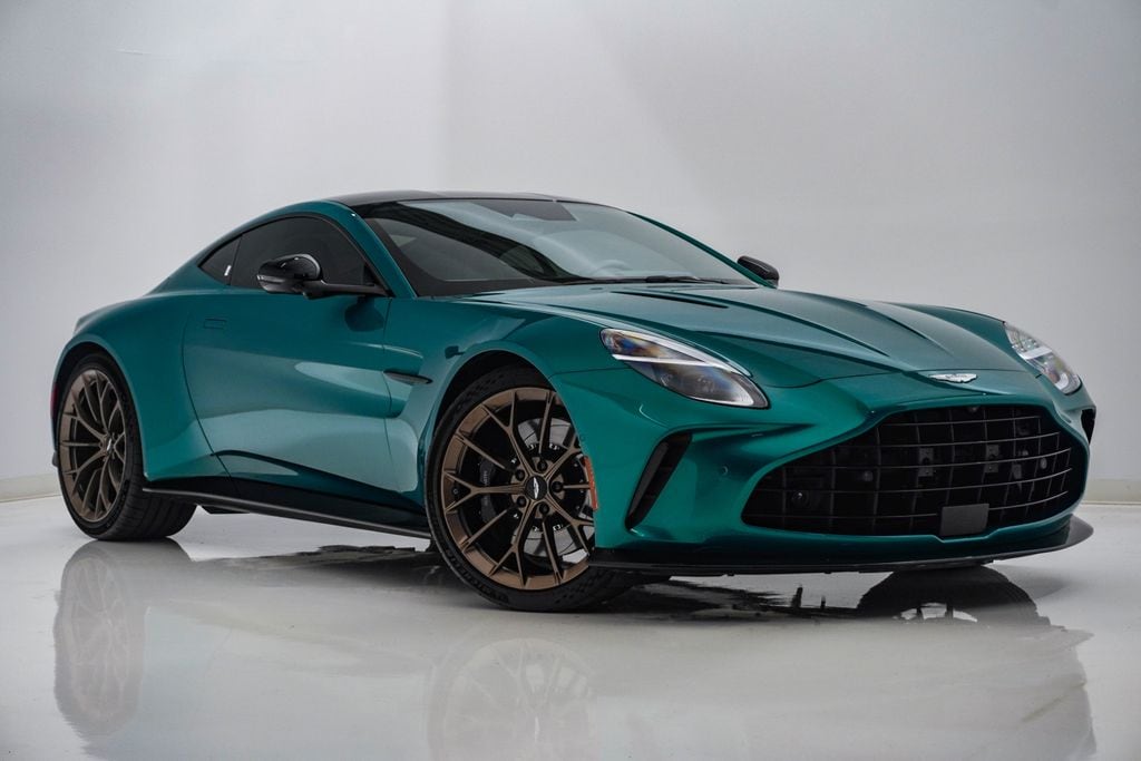 2025 Aston Martin Vantage