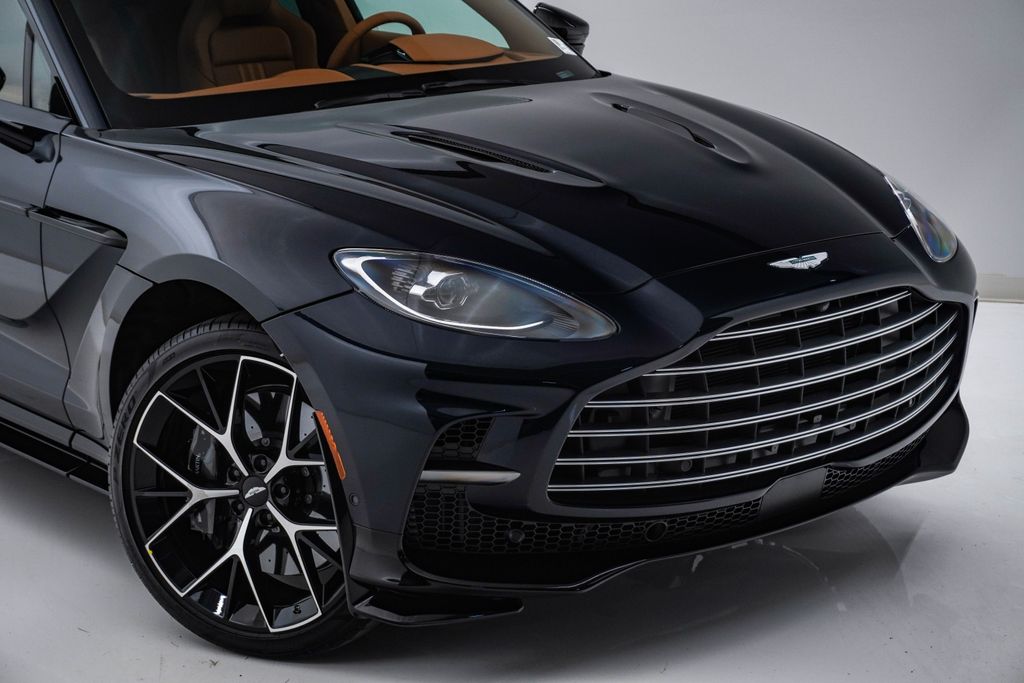 New 2026 Aston Martin DBX 707 SUV
