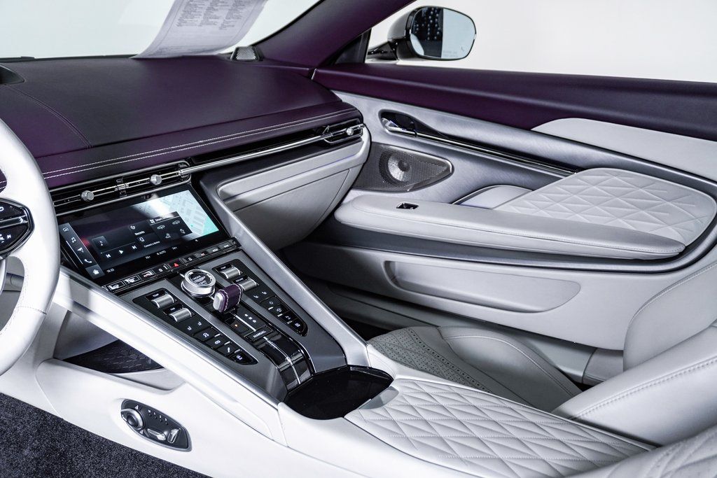 2024 Aston Martin DB12 Base - Photo 24