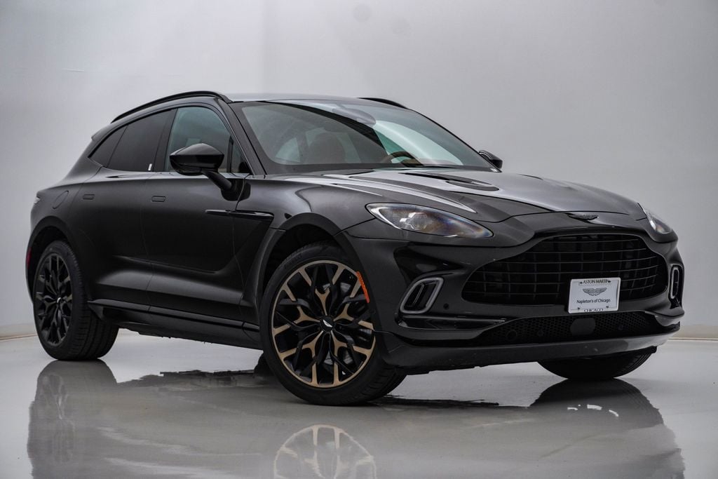 2023 Aston Martin DBX