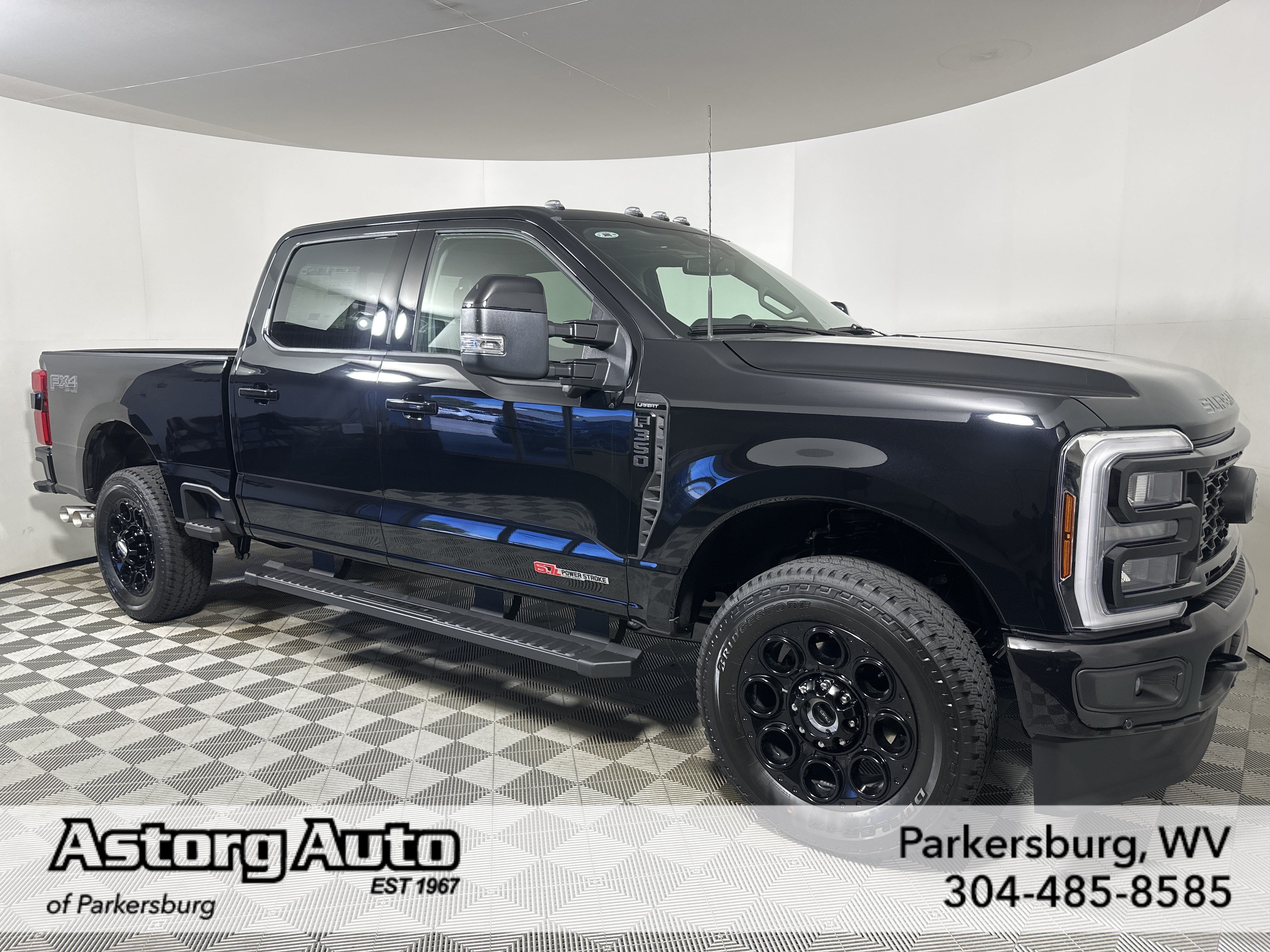 New 2026 Ford F-350 Truck Crew Cab