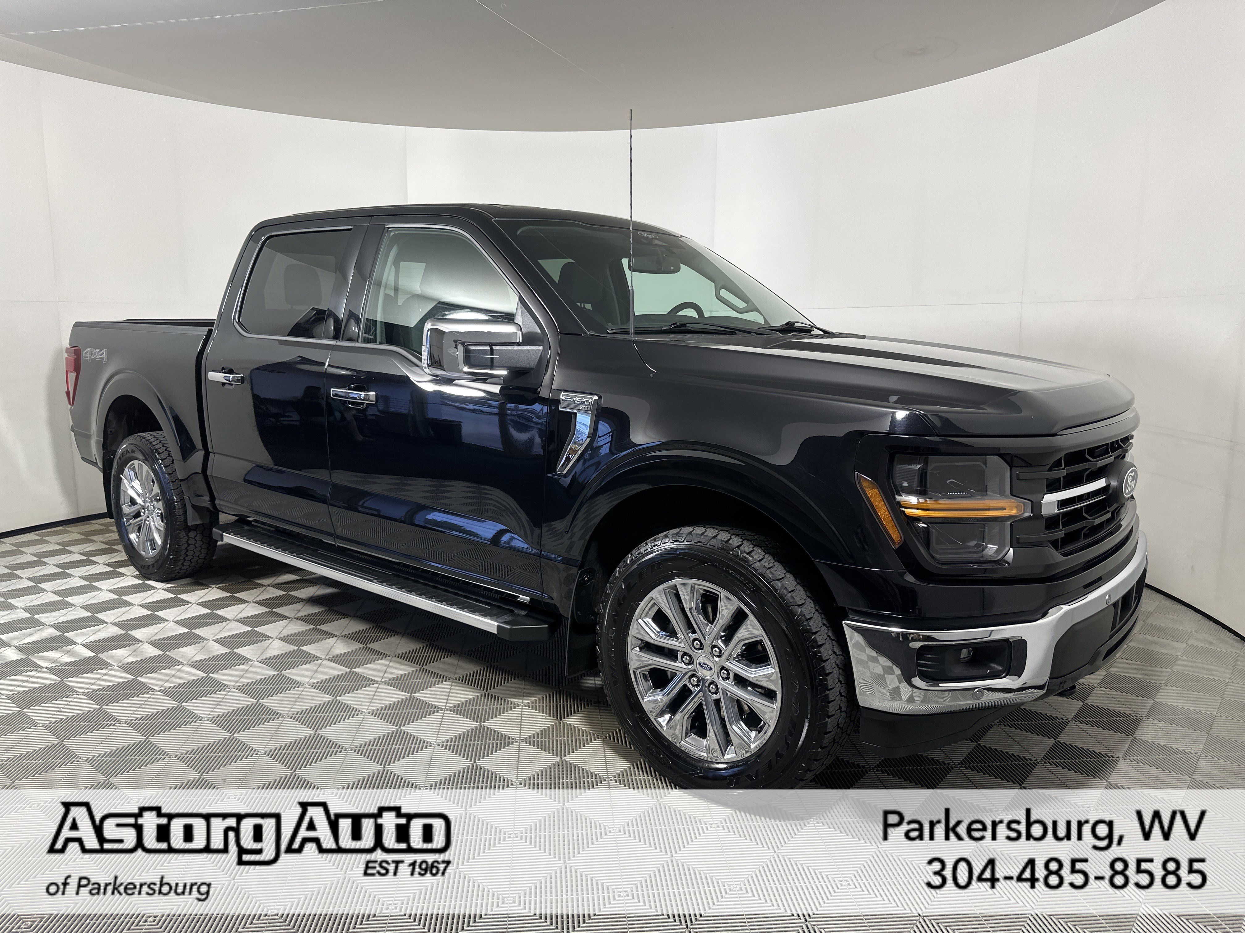 2024 Ford F-150 XLT Truck SuperCrew Cab