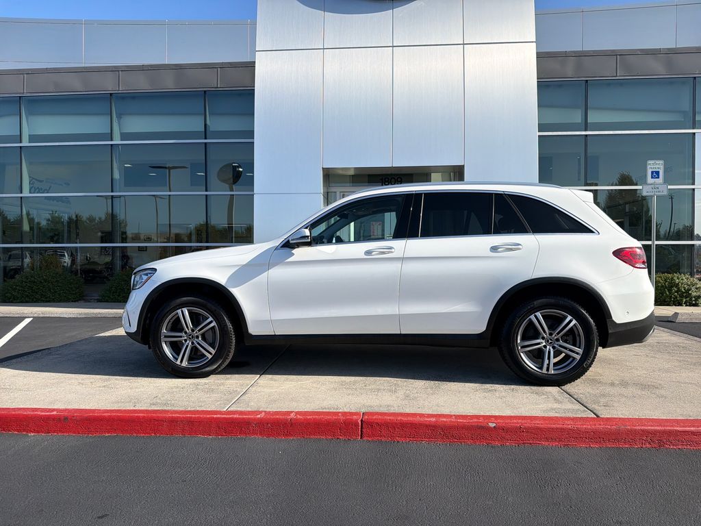 2021 Mercedes-Benz GLC