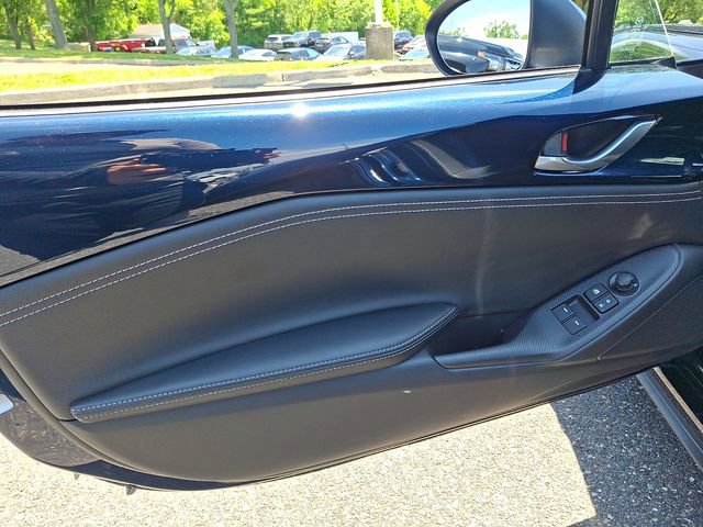 2025 Mazda MX-5 Miata Club - Photo 15