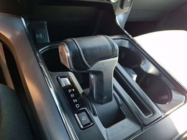 2023 Ford F-150 Lightning XLT - Photo 14