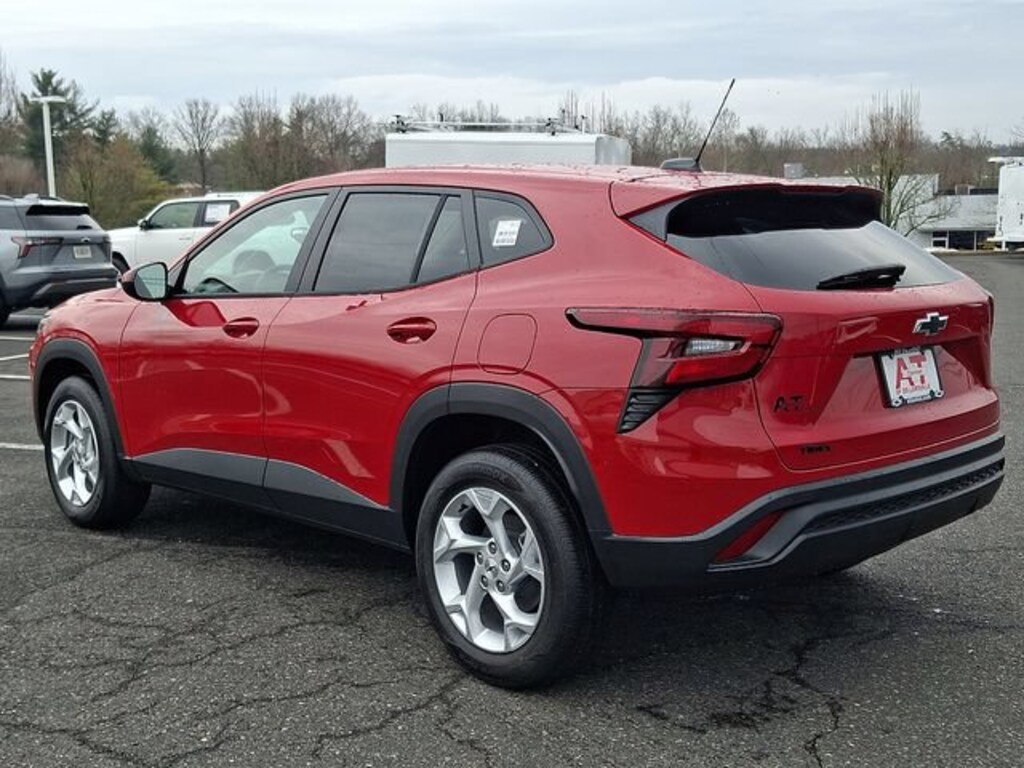 New 2026 Chevrolet Trax LS SUV