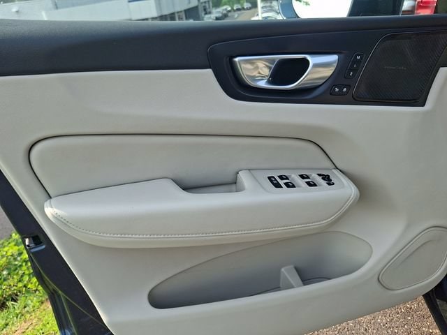 2023 Volvo XC60 Ultimate - Photo 13