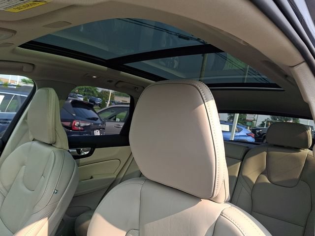 2023 Volvo XC60 Ultimate - Photo 15