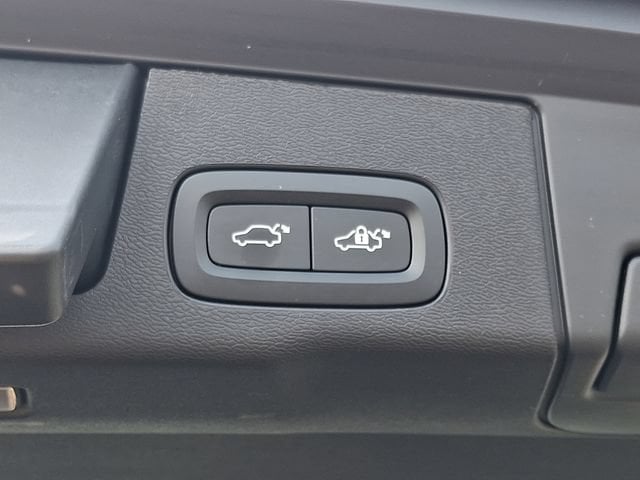 2023 Volvo XC60 Ultimate - Photo 30