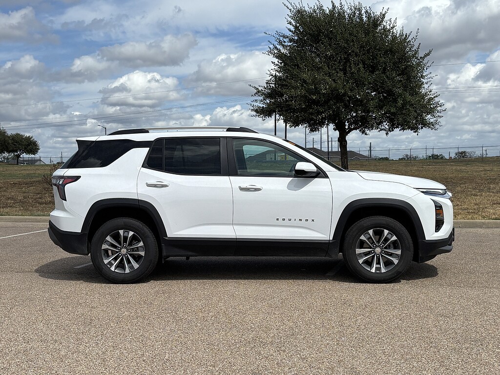 Used 2025 Chevrolet Equinox LT SUV