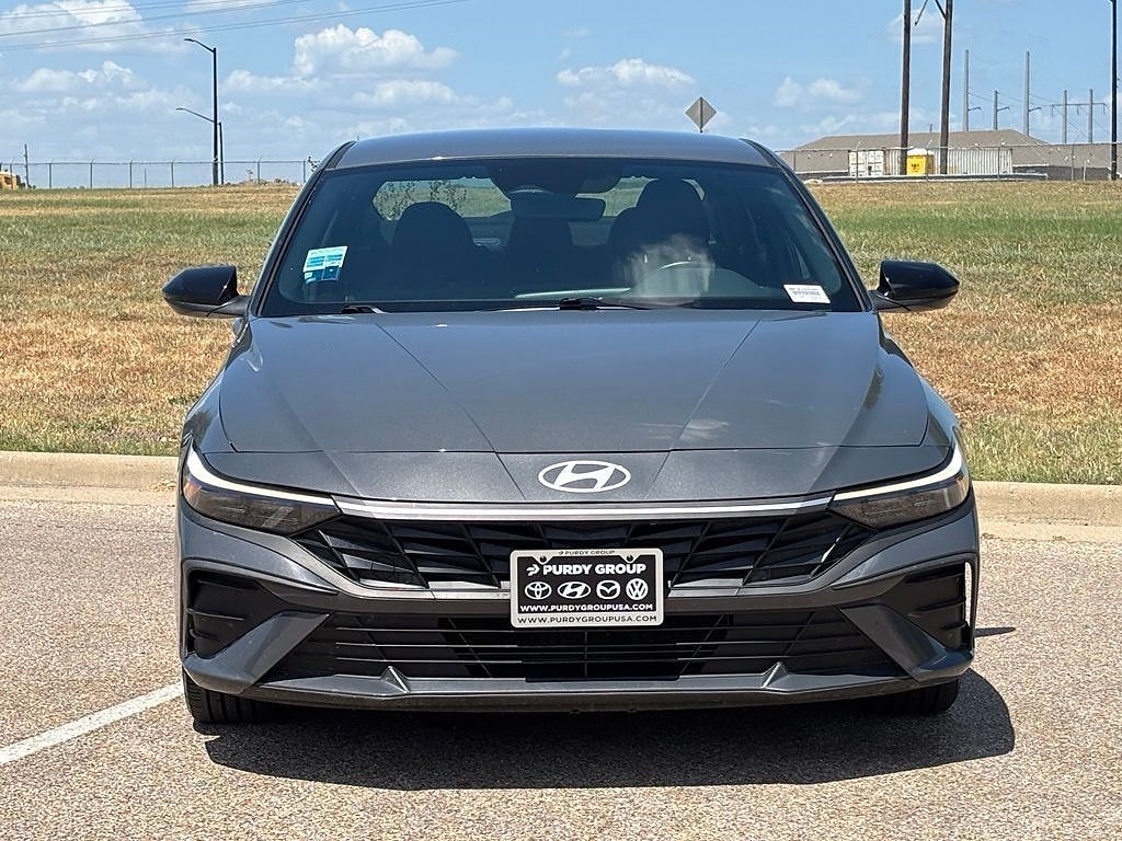 Used 2025 Hyundai Elantra SEL Sport Sedan