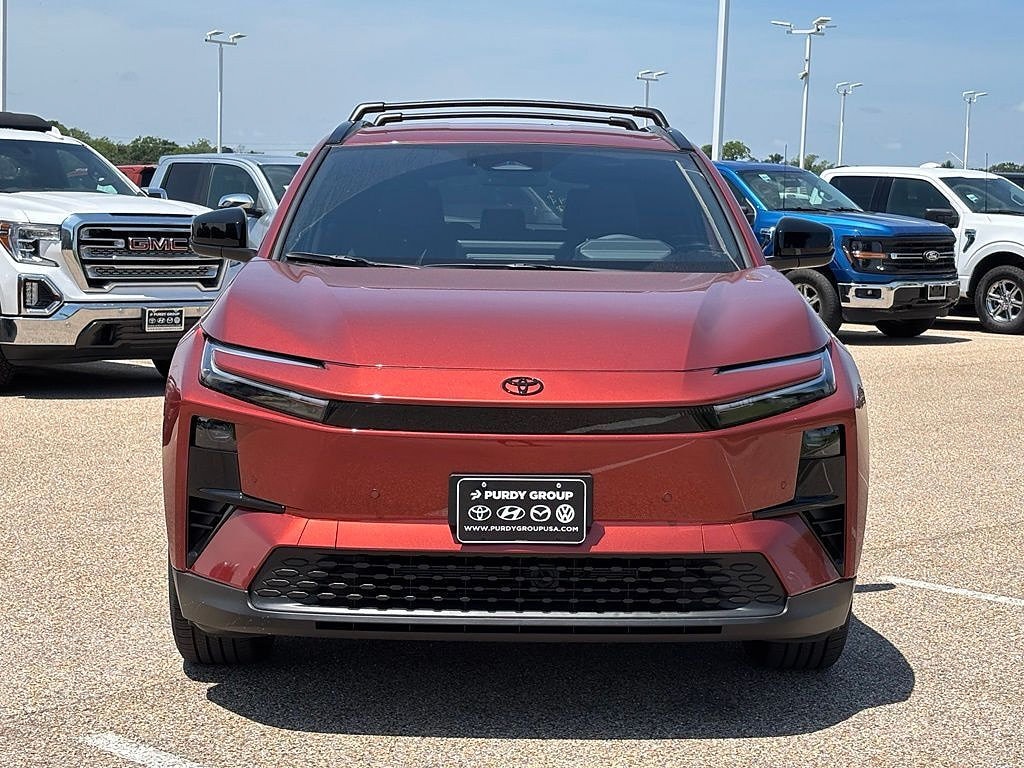 New 2026 Toyota C-HR SE SE AWD