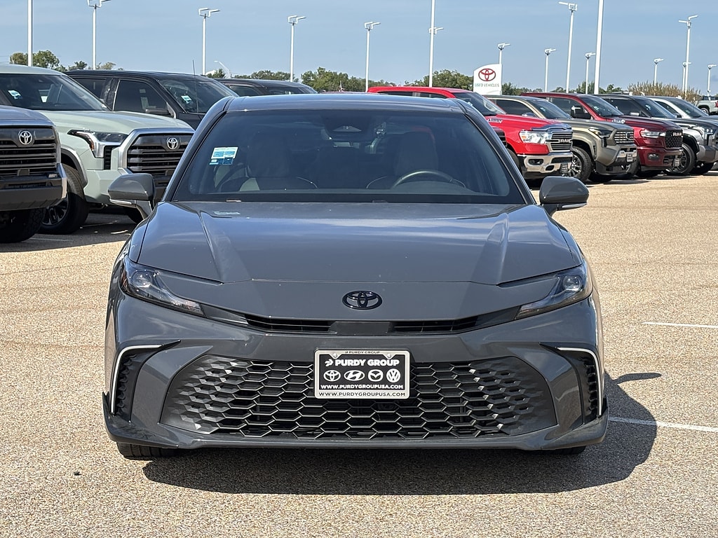 Used 2025 Toyota Camry SE Car