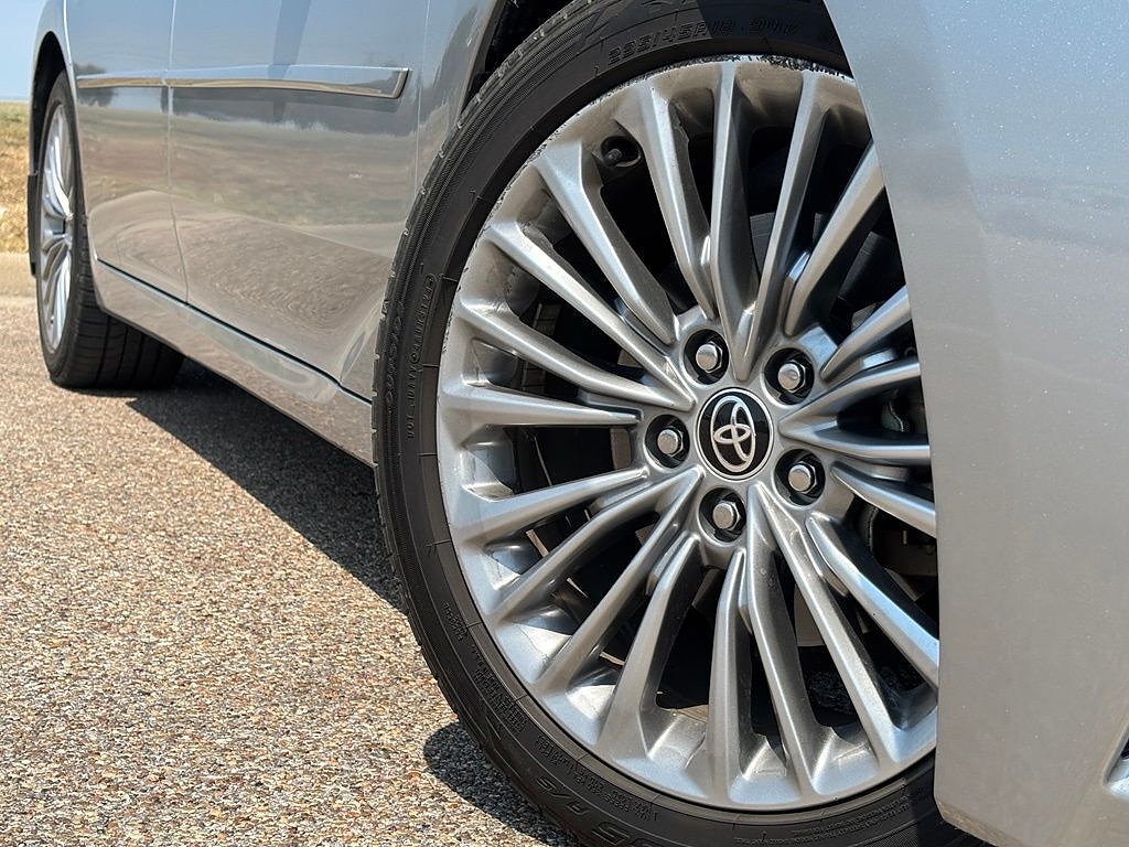 Used 2021 Toyota Avalon Limited Car