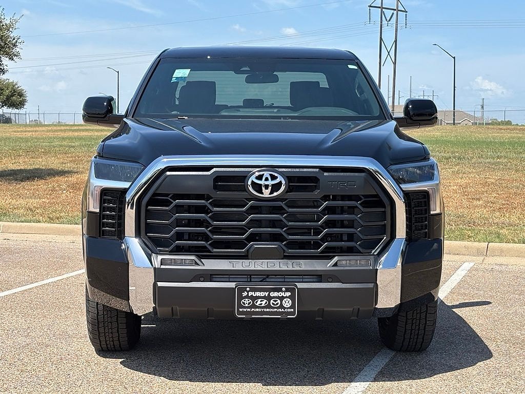 New 2026 Toyota Tundra SR5 SR5 CREWMAX 5.5