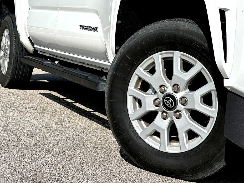 Used 2025 Toyota Tacoma 4WD SR5 Truck