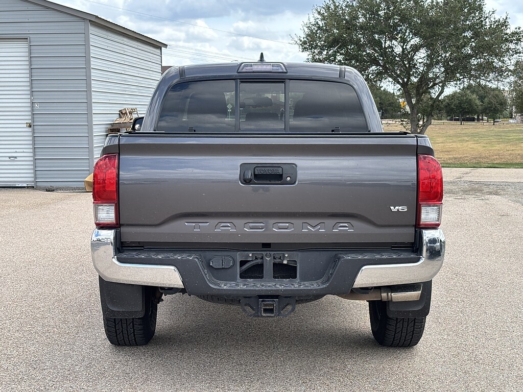 Used 2016 Toyota Tacoma Truck Double Cab